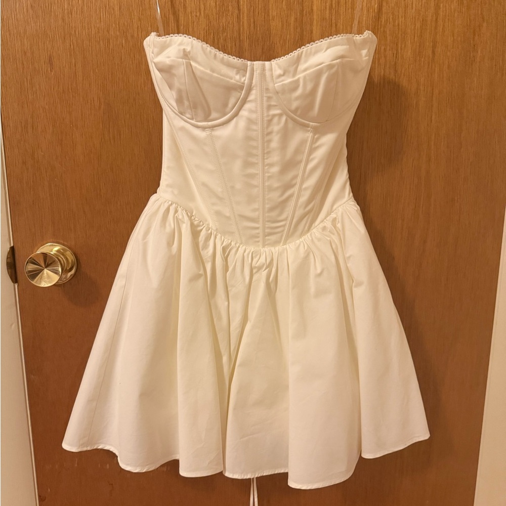House of CB Strapless Dress - Picture 4 of 7